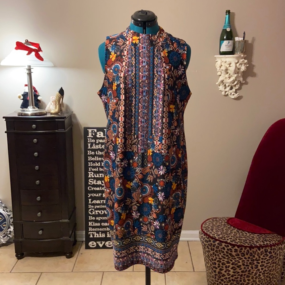 Below the knee sleeveless dress XL